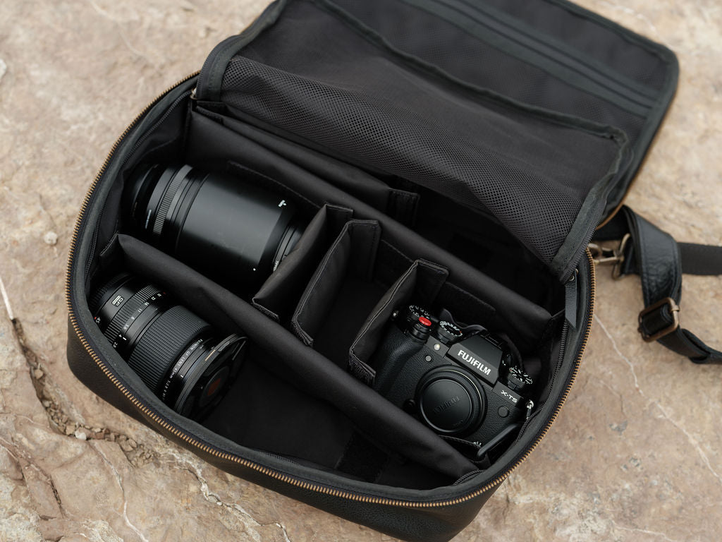 Rōmfrē Travel Co. Hilo Camera Travel Bag