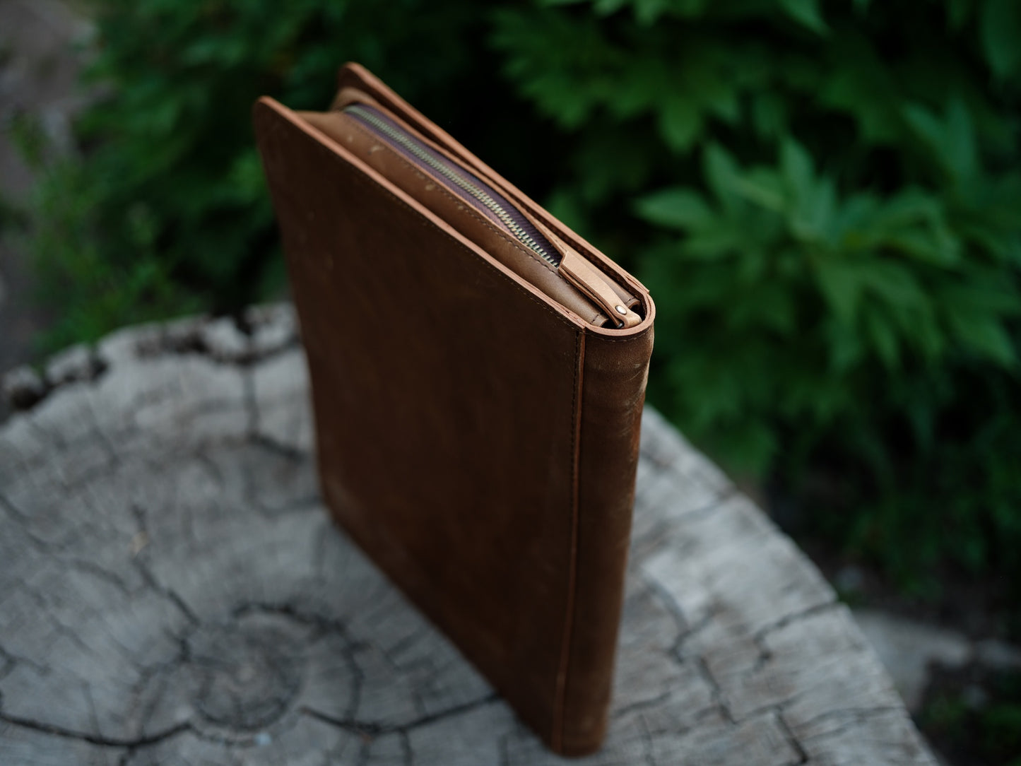 Hanalei Leather Padfolio
