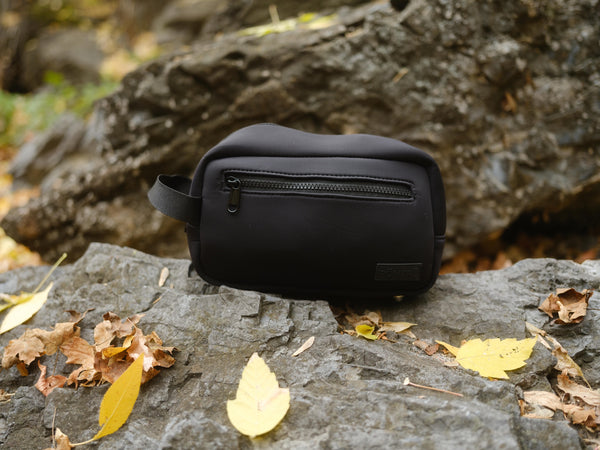 Roam Līte Neoprene Toiletry Bag