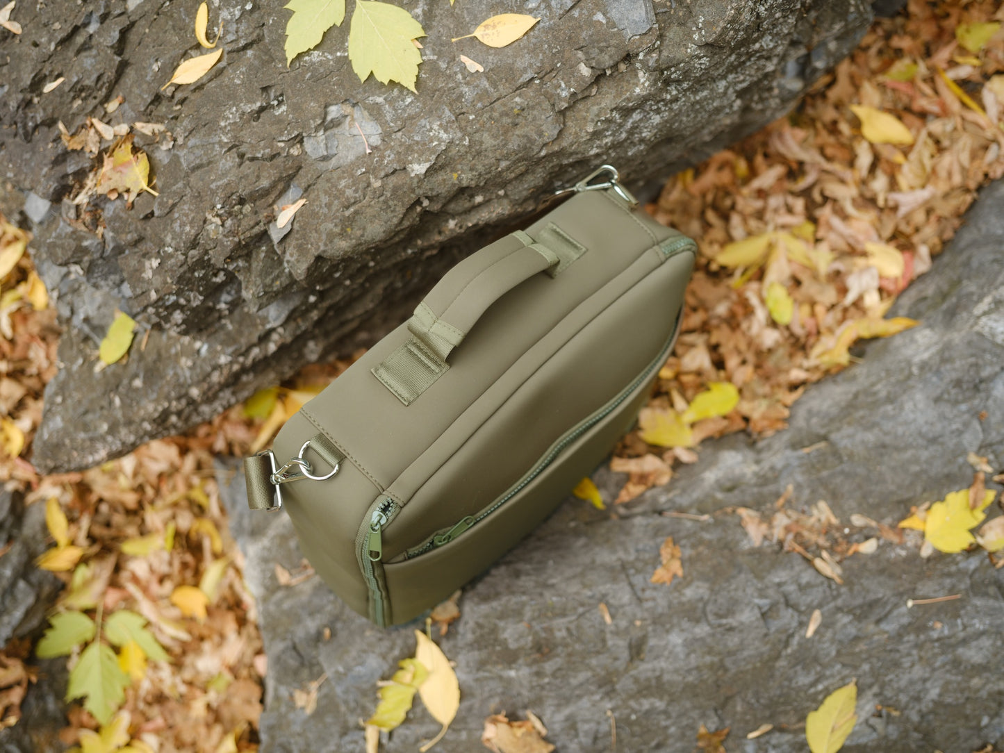 Roam Līte Neoprene CPAP Travel Bag