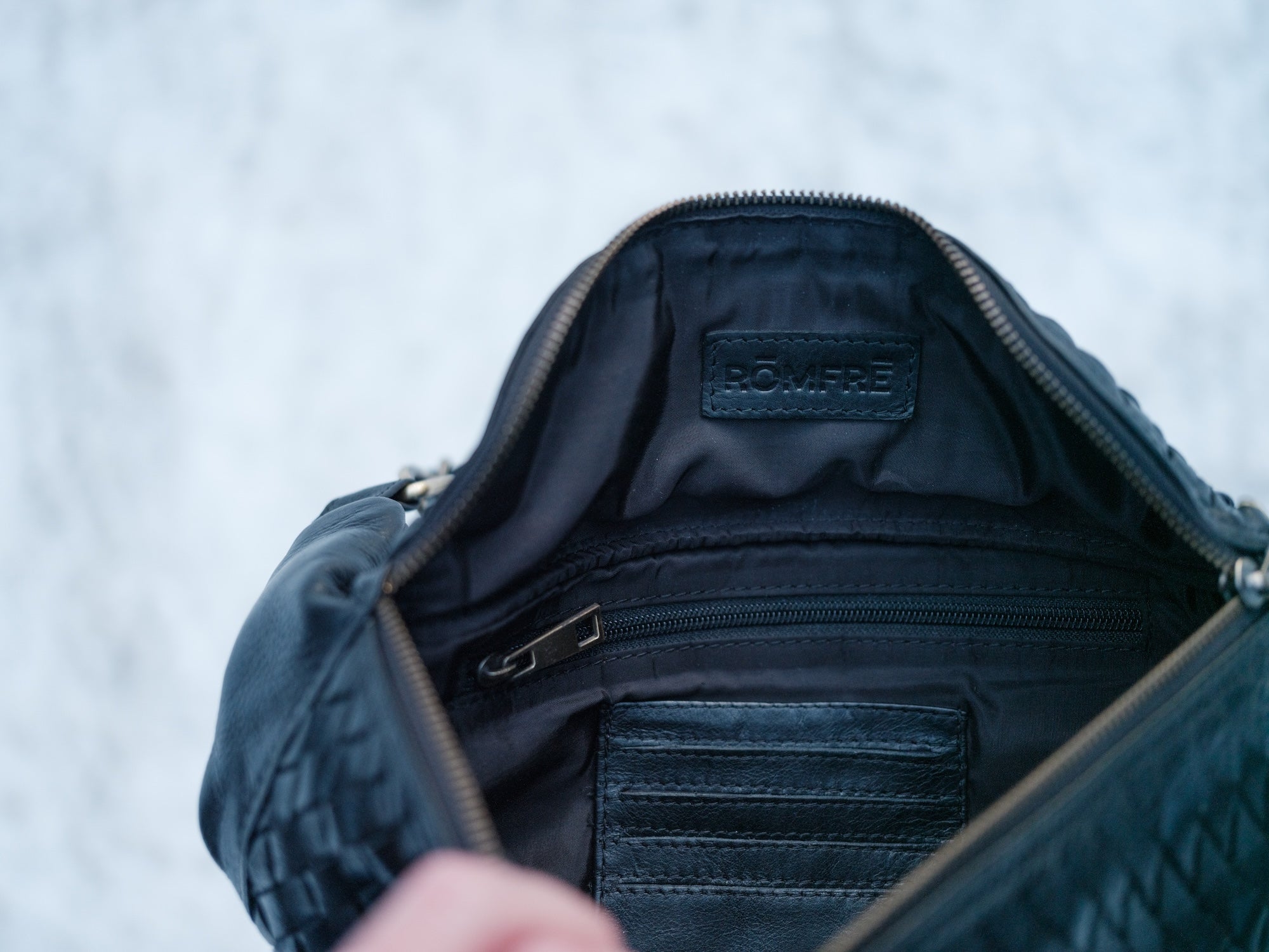 Haleiwa Woven Leather Crossbody Bag – Rōmfrē Travel Co.