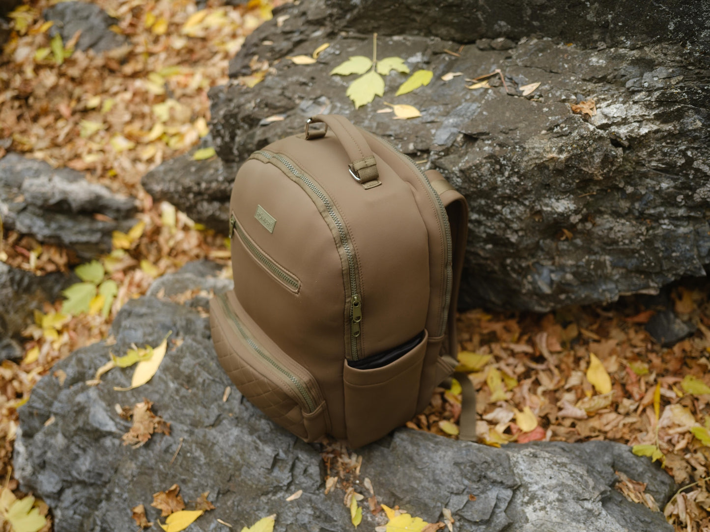 Roam Līte™ Neoprene Backpack