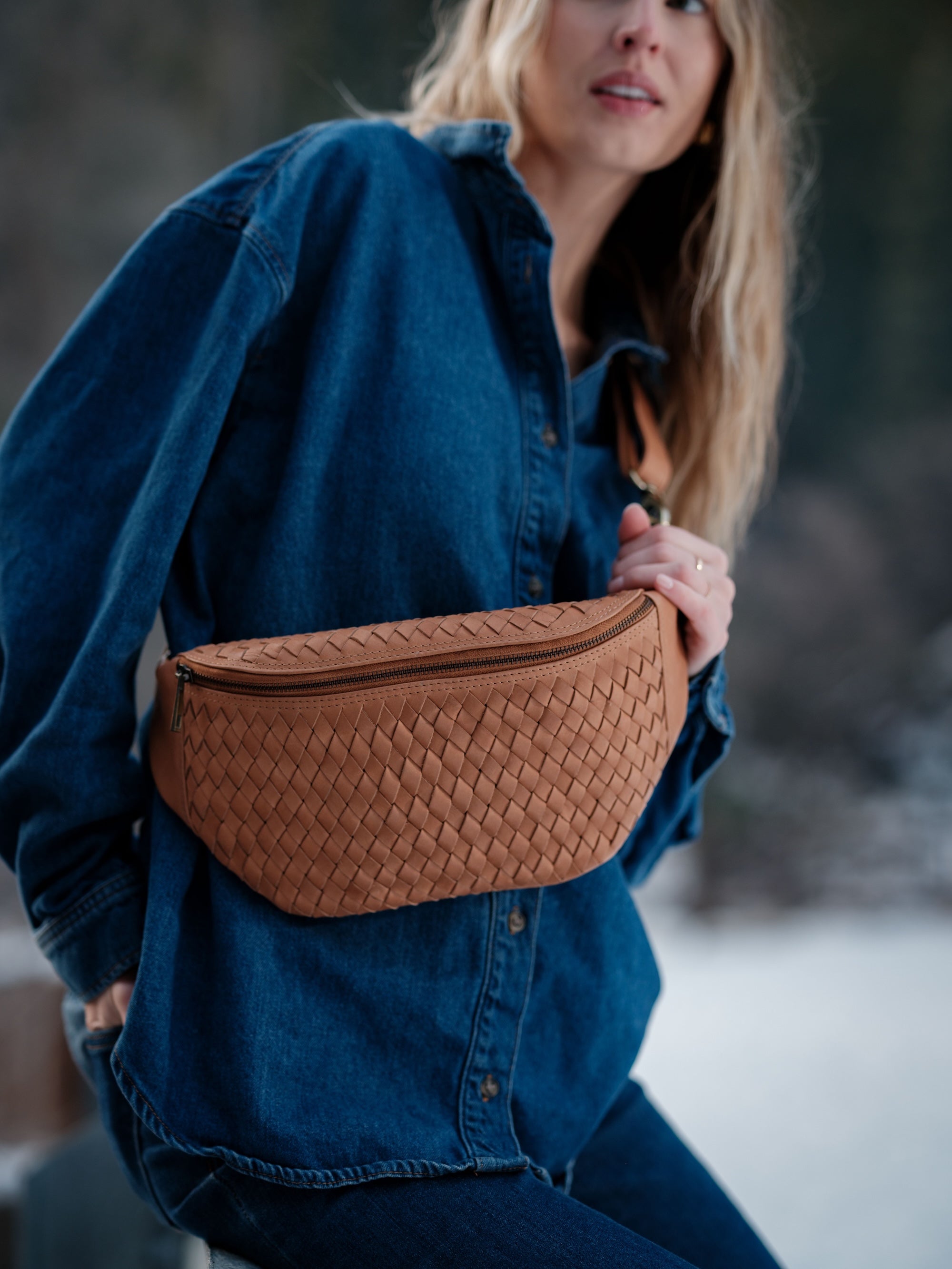 Haleiwa Woven Leather Crossbody Bag – Rōmfrē Travel Co.