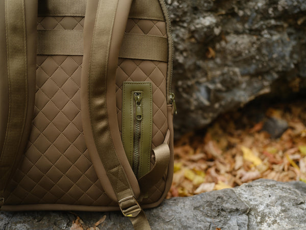 Roam Līte™ Neoprene Backpack