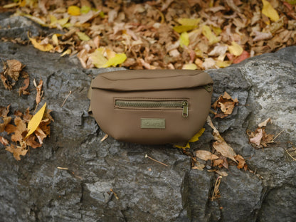 Roam Līte™ Neoprene Sling Bag